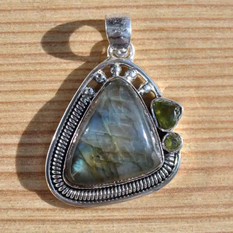 Pendentif argent 3 pierres en labradorite et peridot Pas Cher