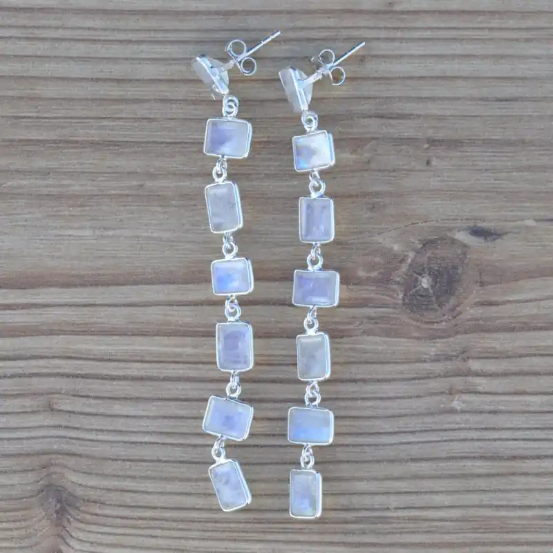 Longues boucles 7 Pierres de lune rectangulaires et argent Meilleure Qualité