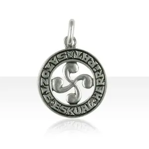 Remise BIJOUX TRADITIONNELS BASQUES | Médaille Argent Croix BASQUE ZATOZTE... | BIJOUX REGIONAUX | MADILAR |