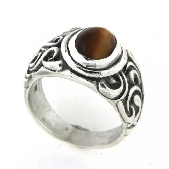 Solde Chevalière argent avec œil de tigre cabochon