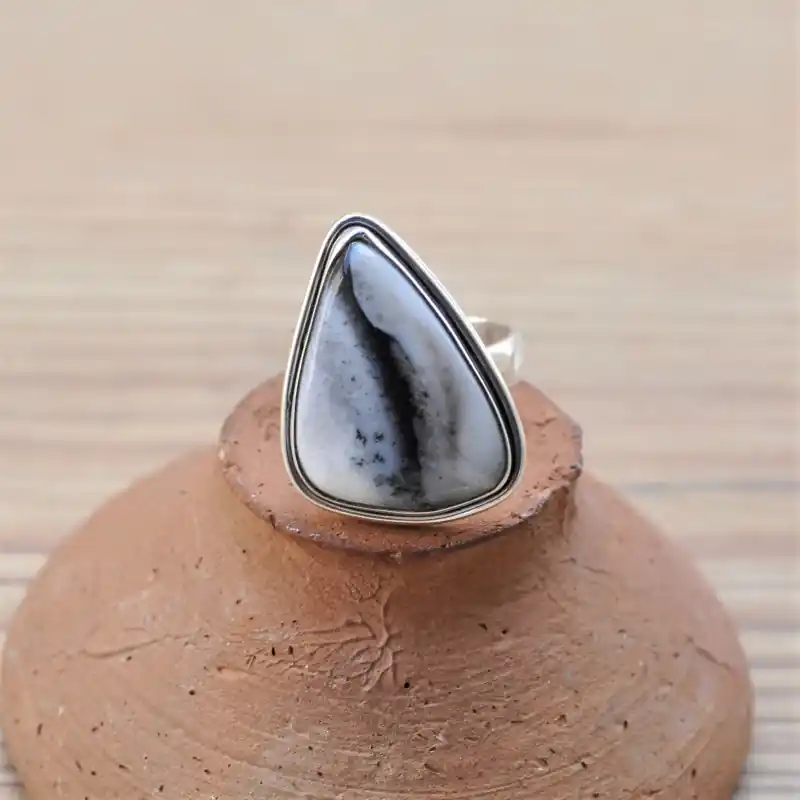 Retour Gratuit Bague asymetrique en pierre naturelle Agate dendrite et argent (blanc) T56 reglable