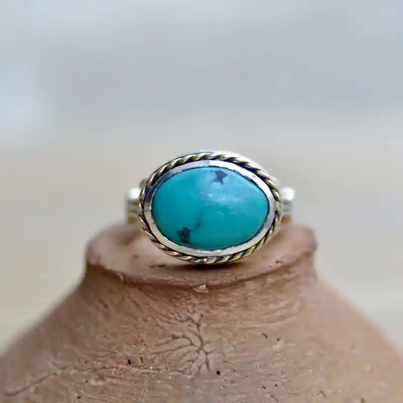 Remise Bague argent cisele et laiton dore en pierre Turquoise T55