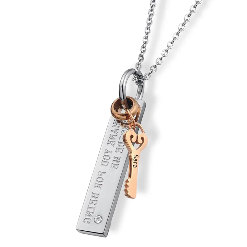 Collier breloque clé 1 Prénom personnalisé Livraison Mondiale