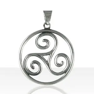 Quantité Limitée Pendentif Argent ENTOURAGE FIL ROND TRISKELL 5 | BIJOUX KELT | ANCIENS | BIJOUX BRETONS & CELTIQUES DEPUIS 1935