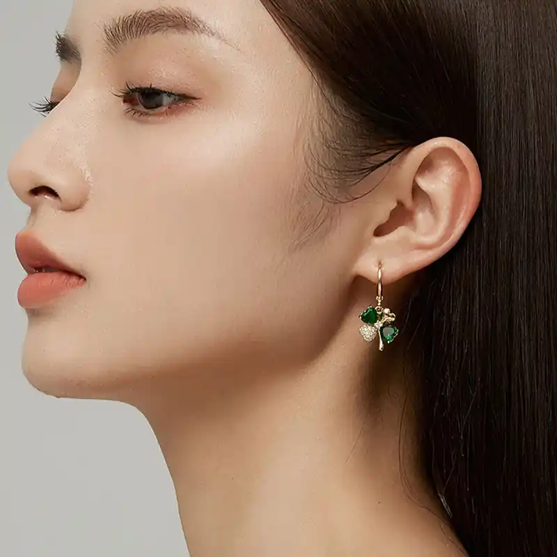 Offre Spéciale Boucles d'Oreilles Trèfle à Quatre Feuilles