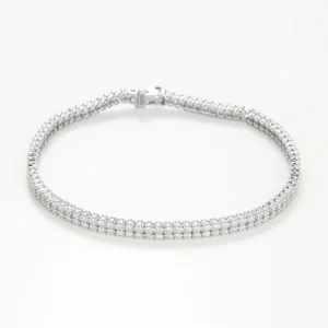Quantité Limitée Bracelet Or Blanc 375/1000 "Rang" Diamant 0,90 ct/180