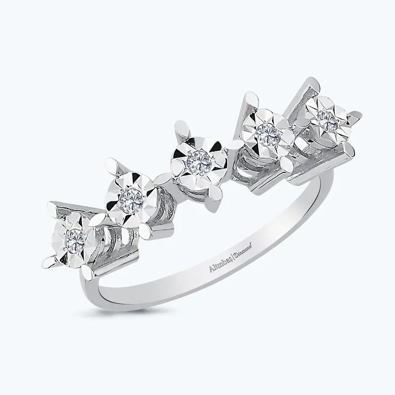 Bague Diamant Cinq Pierres Must-Have